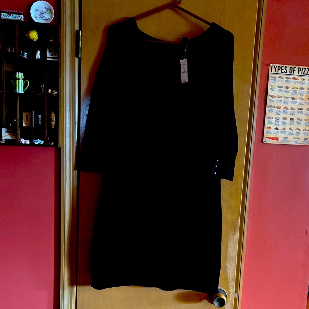 White House/Black Market Black 3/4 sleeve